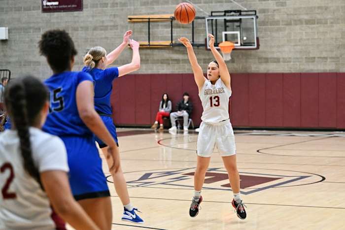 a South Medford Mission Hills girls basketball Oregon POA Holiday Classic December 30 2023 Leon Neuschwander 44